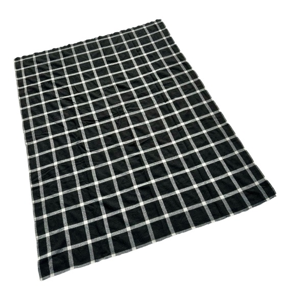 Vintage Wool/Woolen, Buffalo Check Black/White Heavy Thick Blanket - Picture 4 of 6